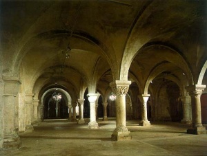 Canterburycrypt.jpg